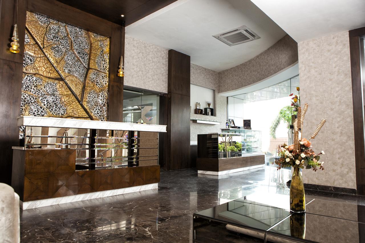 Hotel Gangakashi Nagpur Eksteriør billede